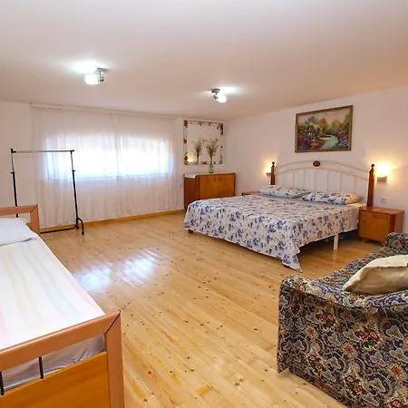 Apartment Sebina 872 Pula